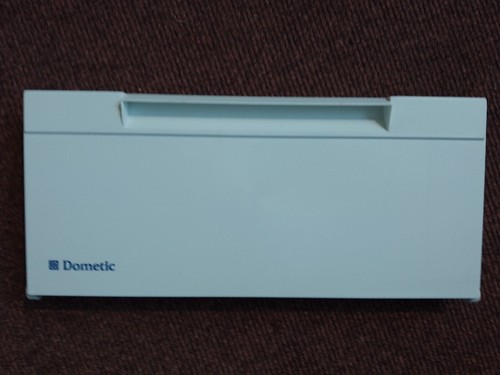 Dometic caravan fridge freezer - dometic,