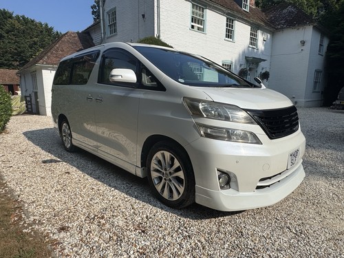 Toyota vellfire 4wd 7 - 3.5,