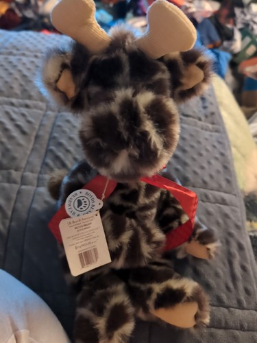 Boyd brown giraffe plush - boyd's,