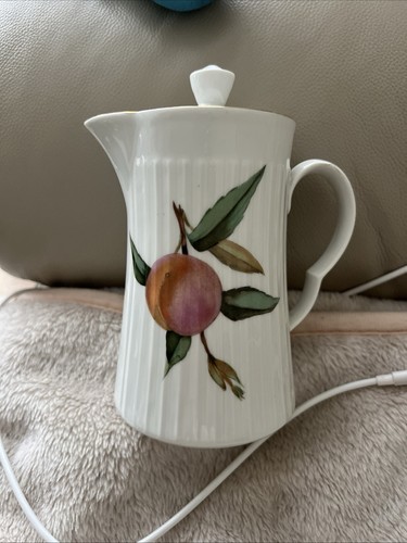 Royal worcester evesham - worcester, gold