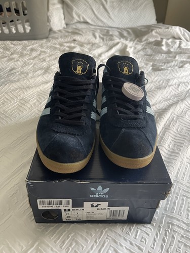 Adidas berlin reverse - berlin, cq2754