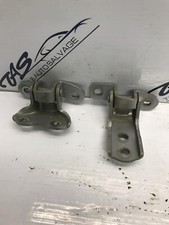  PEUGEOT 108 / AYGO MK2 / C1 MK2 NEARSIDE FRONT DOOR TOP & BOTTOM HINGES  14-20
