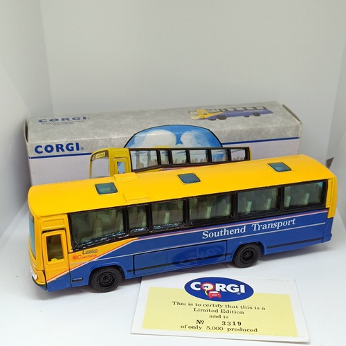 Corgi plaxton paramount - plaxton,