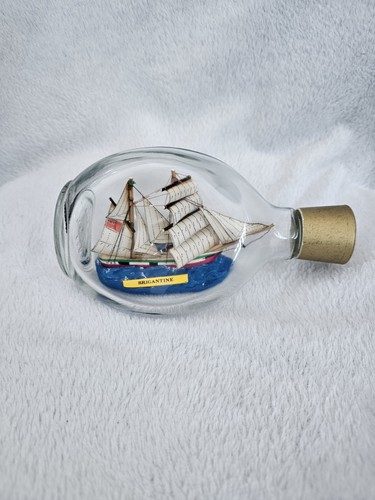 Vintage ship bottle - in, –