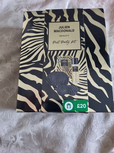 Julien macdonald beauty - julien, post