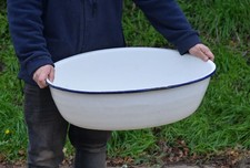 old white enameled washing