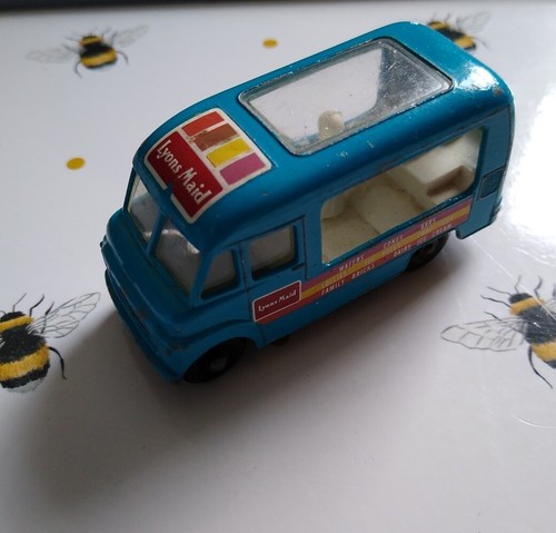 Lesney commer ice cream - 47,