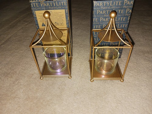 Pair partylite gold - a,