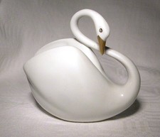 HOLLOHAZA  SWAN  GOLD BEAK