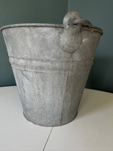 Vintage galvanised metal - vintage,