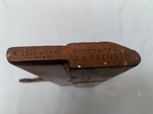 Wooden hand plane summers - hand,