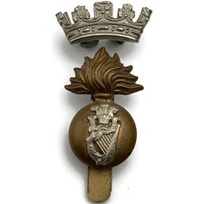 Original WW1 Royal Irish Fusiliers RIF Regiment Cap Badge - DUAL CONSTRUCTION