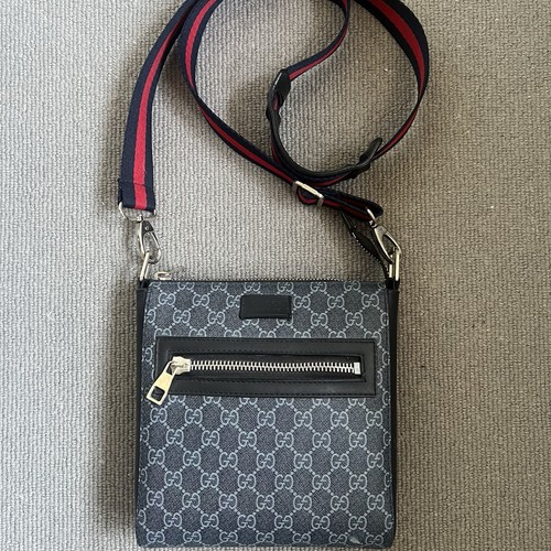 Gucci logo crossbody bag - logo,