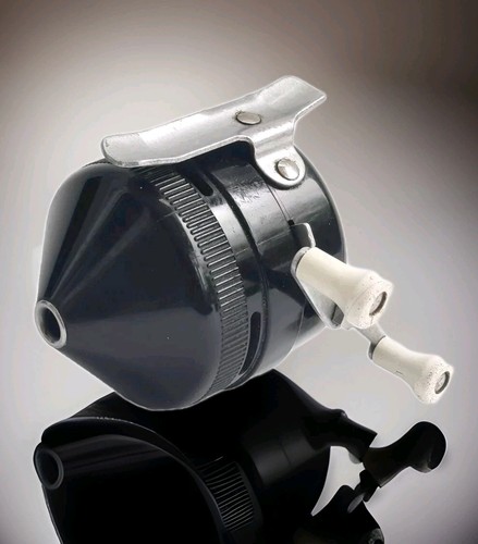 Vintage zebco 202 - fishing, reel