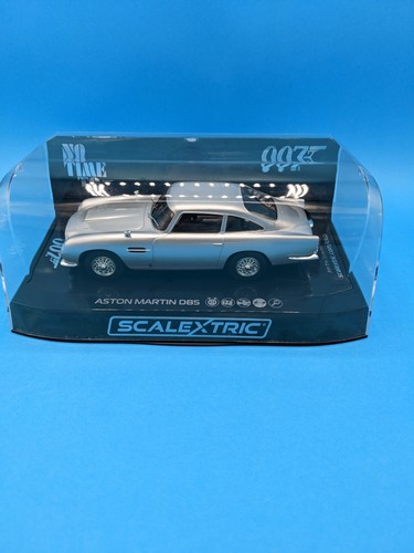 Scalextric c4202 james bond - james,