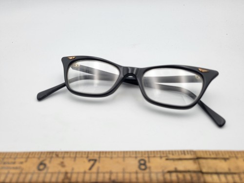 Vintage black cat eye glasses - cat-eye,