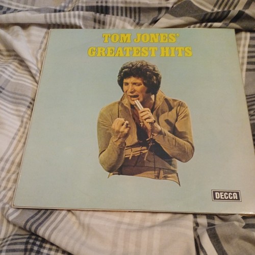 Tom jones greatest hits - greatest,