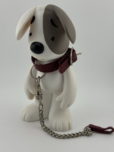 Lost dog alone - alone, again