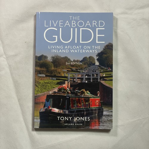 The liveaboard guide - the, guide: