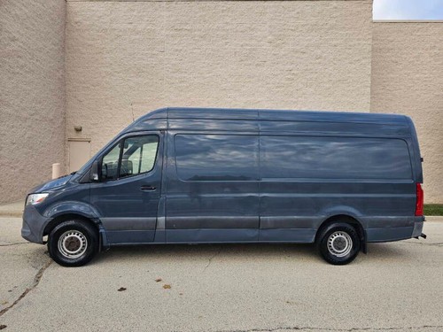 Mercedes sprinter campervan - mercedes,