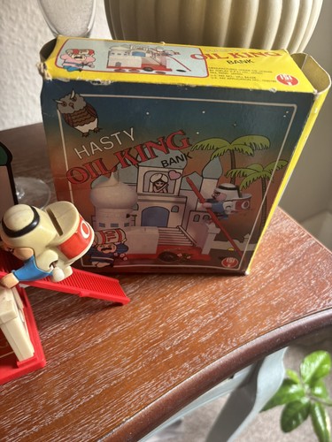Rare vintage hasty oil king - rare,