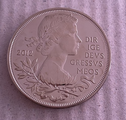 Queen elizabeth 2012 - queen, ii