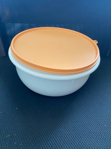 Vintage tupperware 1 mixing - vintage,