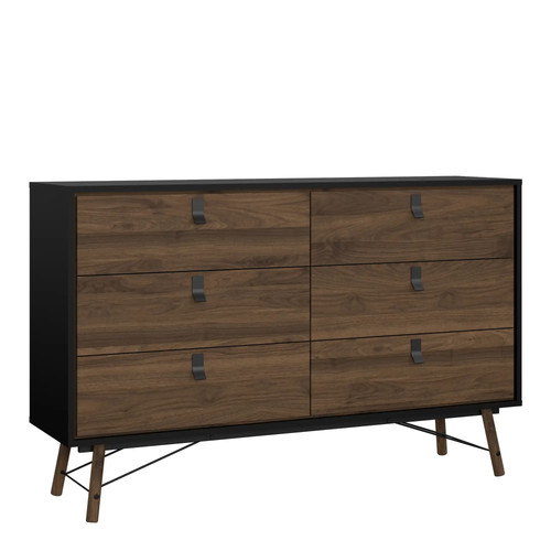 Wide double chest - wide,