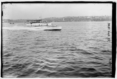 Photo baby gar speedboat - gar,