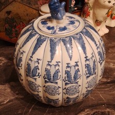 Chinese Style Floral / Foliage