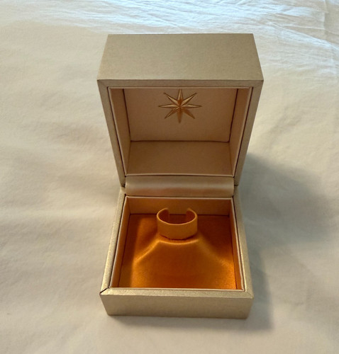 Authentic bvlgari - authentic,