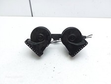 JAGUAR XJ X351 2010 PAIR OF LOW & HIGH TONE HORN SIREN ALARM & BRACKET MOUNT