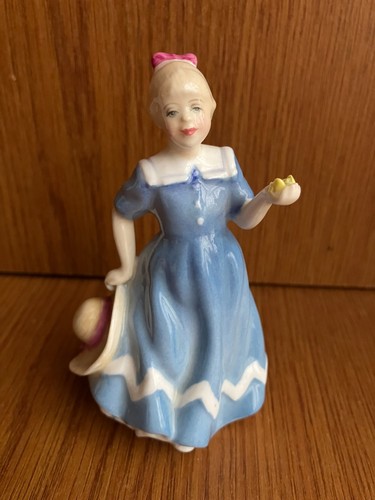 Lovely little royal doulton - lovely,