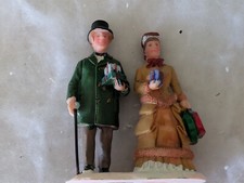 Lemax SHOPPERS figurine