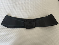 Legatte black leather wide waist belt w/ chunky metal buckle size  IV Uk Large