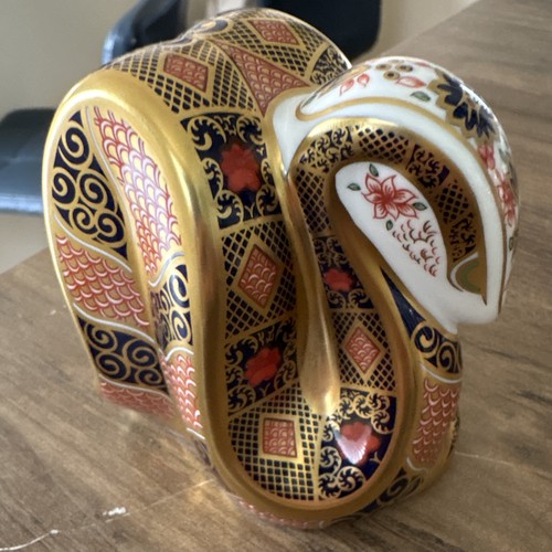 Royal crown derby - crown,