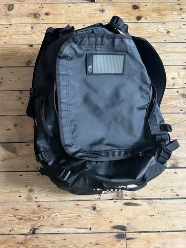The north face base - north,