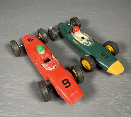 Triang scalextric 60s - cars, x2