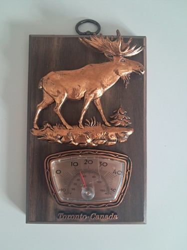 Vintage moose themed - vintage, wood