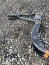 18 To 21 Ton  Excavator Manual Fixed Thumb Grab  Will Fit Volvo Jcb Hitachi  