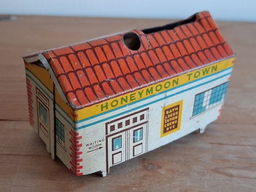Tin plate building - plate,