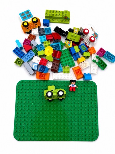 Duplo random blocks figure - blocks,