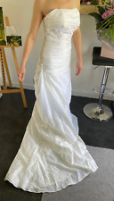Custom sewn Silk Dupion NEVER WORN Wedding Gown Size 8 UK with Embroidery