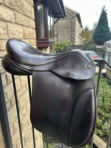 Saddle
