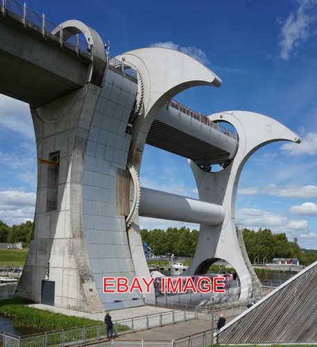 Photo the falkirk wheel - photo, (2)