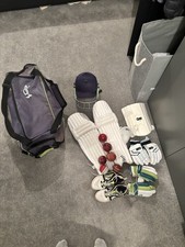 Full Junior Cricket Set With