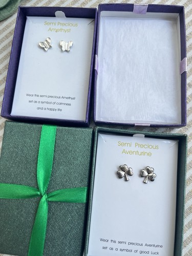 Unwanted gift sets semi - gift,