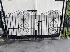 Vintage Metal Driveway Gates Scroll Design Double Gates with latch & drop bolt