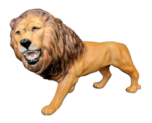 Beswick lion figure - beswick,
