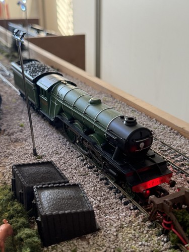 Hornby gauge flying - hornby, oo